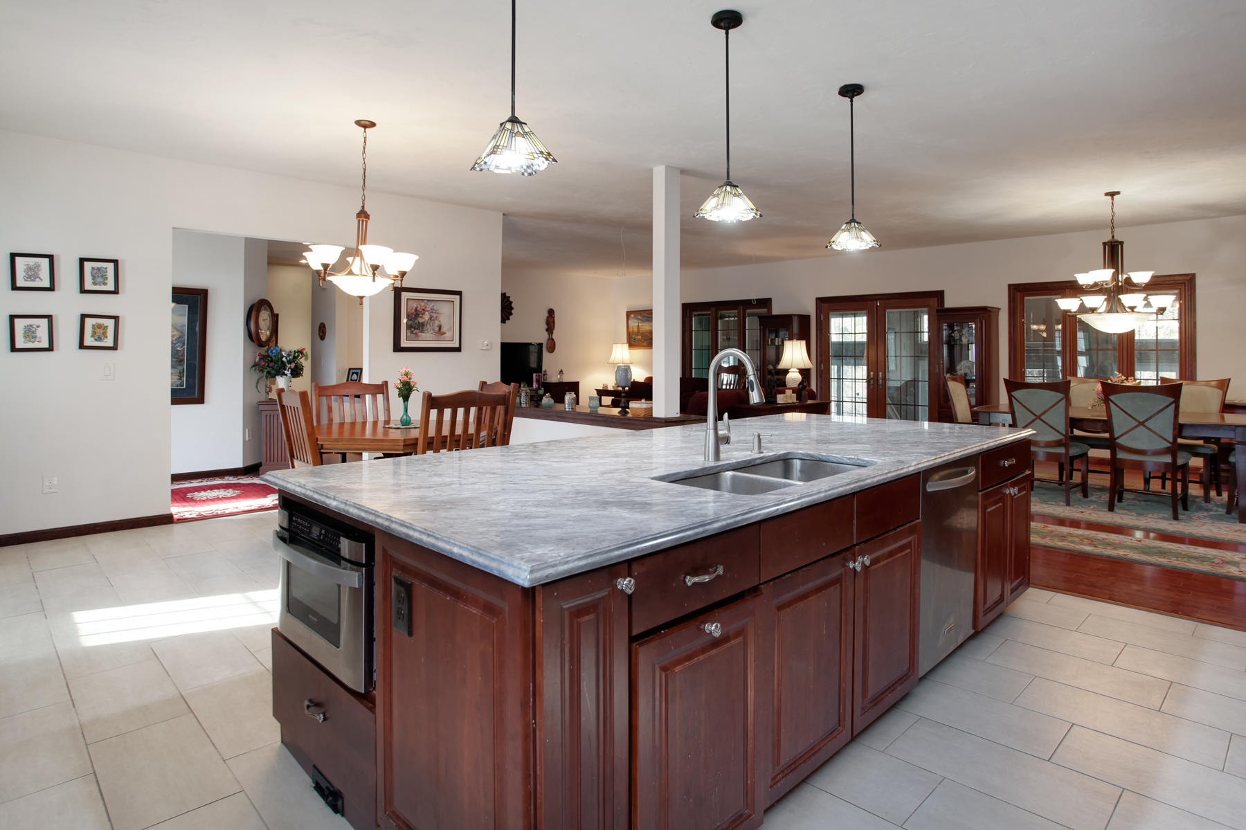 24 Shore Road Bourne, MA 02532 - Photo 10 of 35 014_24Shore