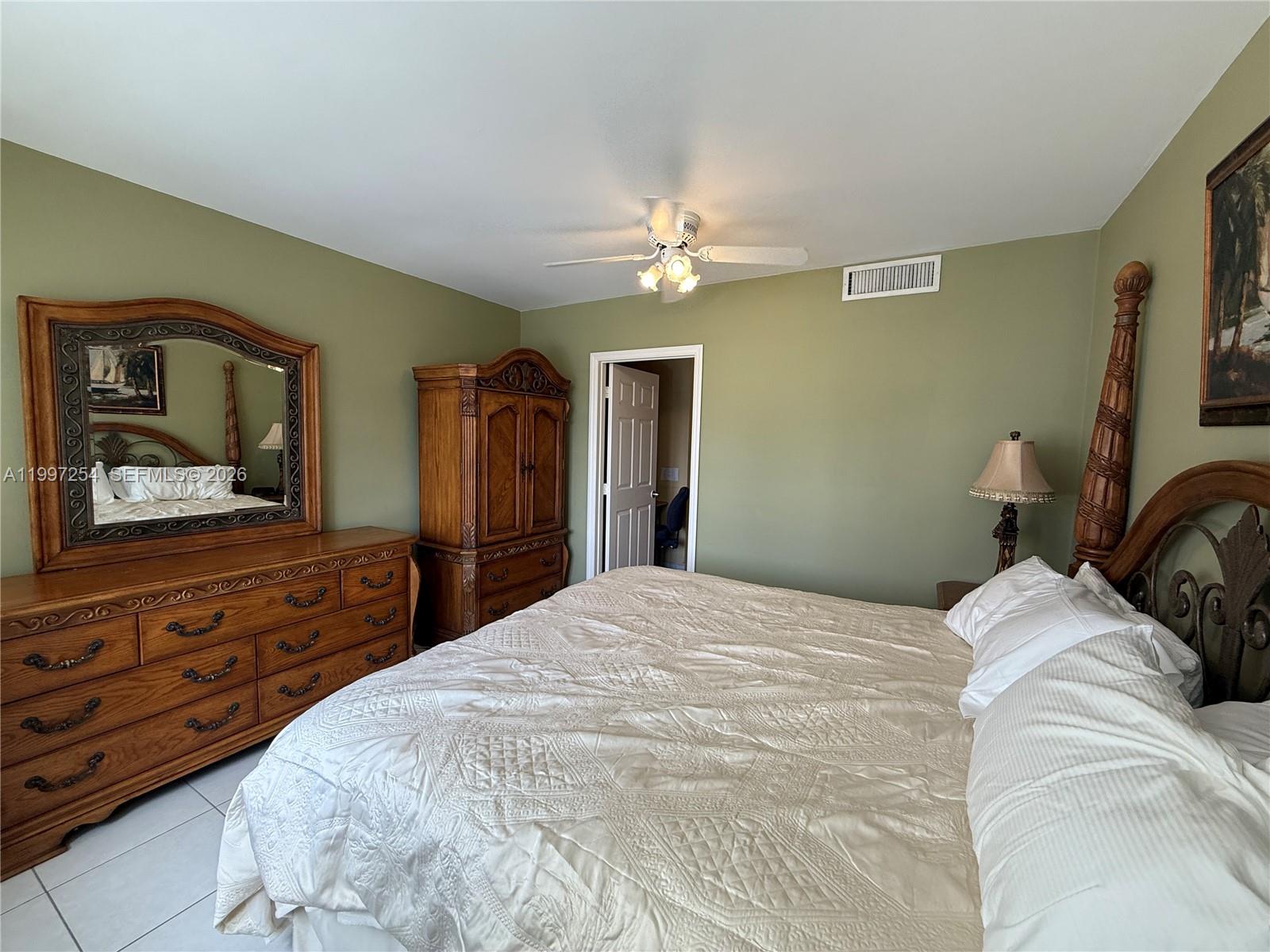 100 Lincoln Road, Unit 422 Miami Beach, FL 33139 - Photo 11 of 14