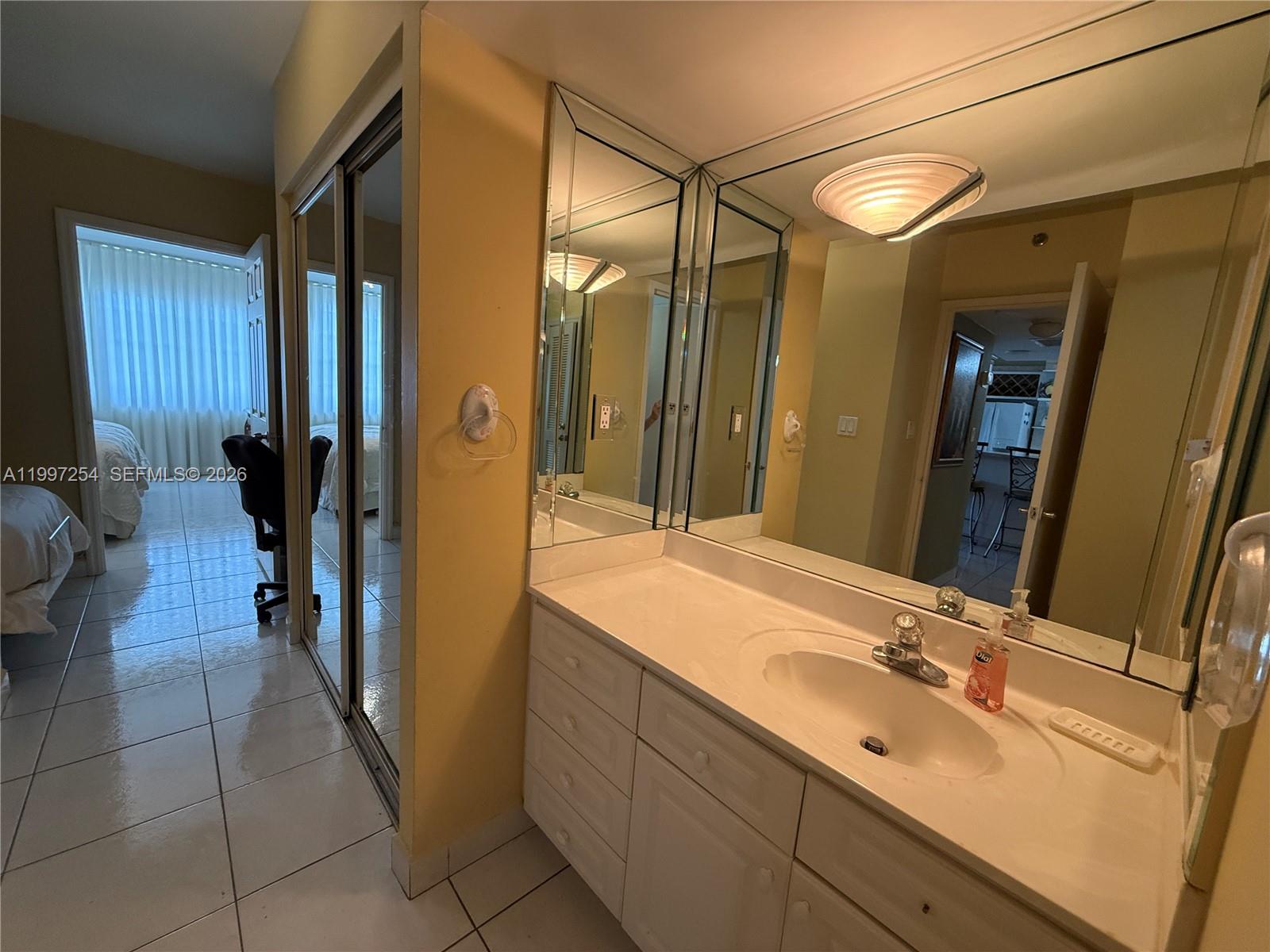 100 Lincoln Road, Unit 422 Miami Beach, FL 33139 - Photo 13 of 14