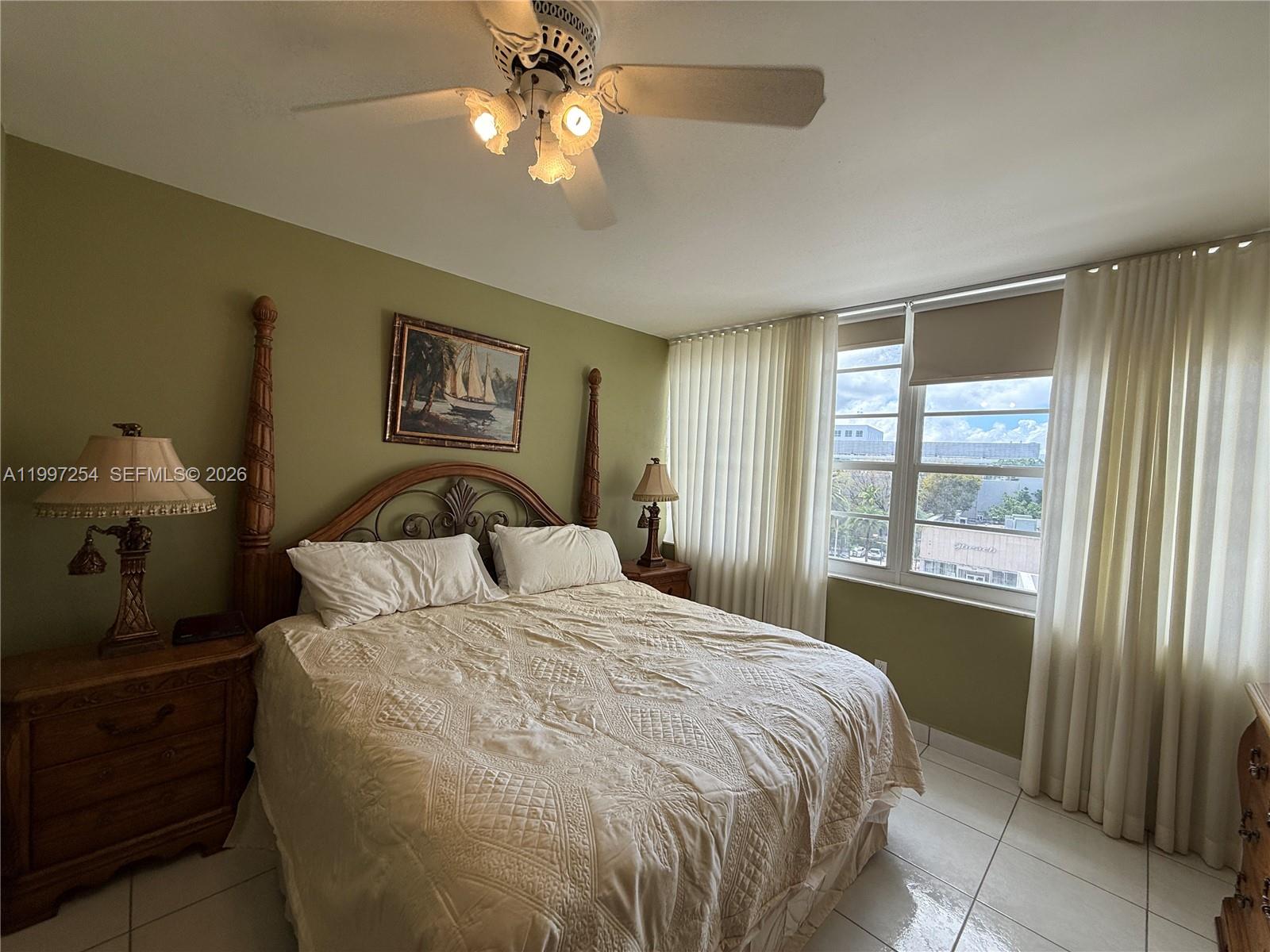 100 Lincoln Road, Unit 422 Miami Beach, FL 33139 - Photo 10 of 14