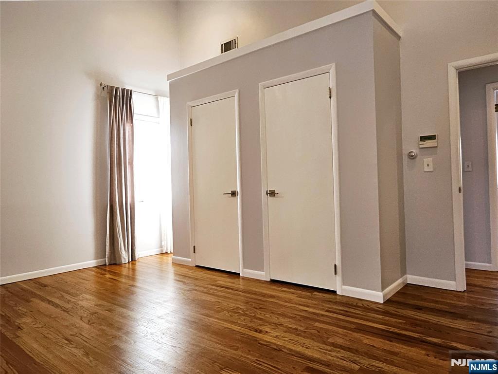 32 6th Street Cresskill, NJ 07626 - Photo 13 of 23