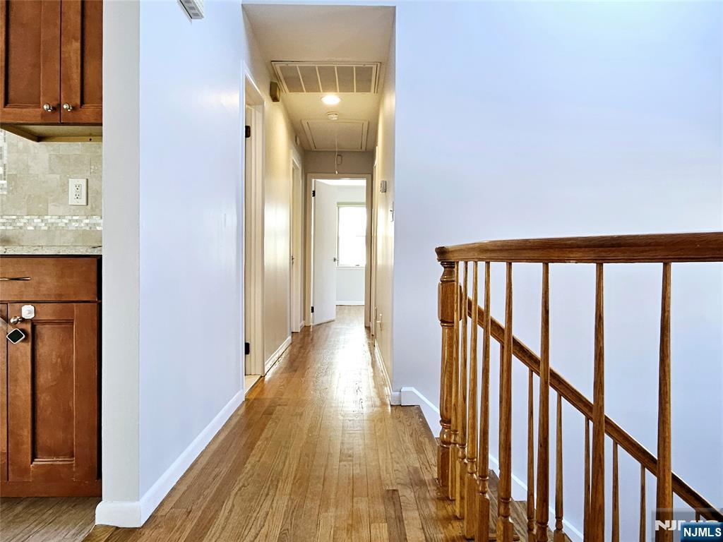 32 6th Street Cresskill, NJ 07626 - Photo 10 of 23