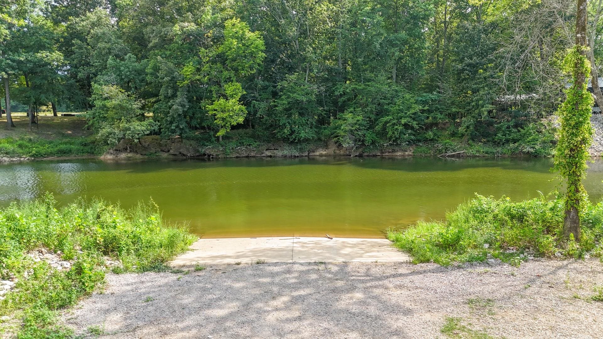 124 Launch Ramp Cove Savannah, TN 38372 - Photo 32 of 33