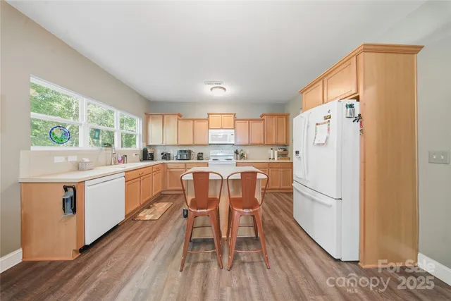 $415,000 | 2104 Lake Vista Drive, Mount Holly, NC 28120