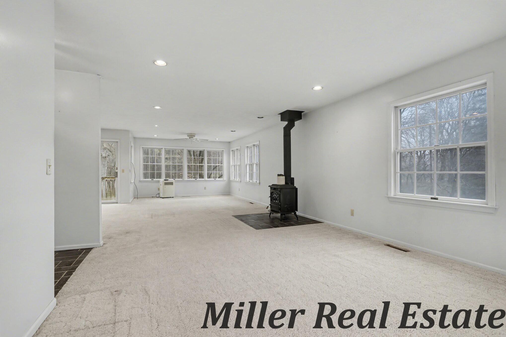 4045 Farrel Road Hastings, MI 49058 - Photo 14 of 23 004_file_9071