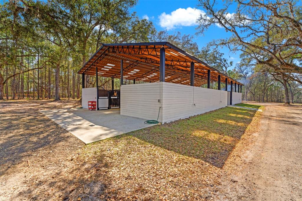 3431 Saturn Road Brooksville, FL 34604 - Photo 4 of 100