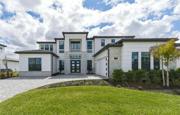 $1,799,000 | 2505 Waterfront Circle, Sarasota, FL 34240