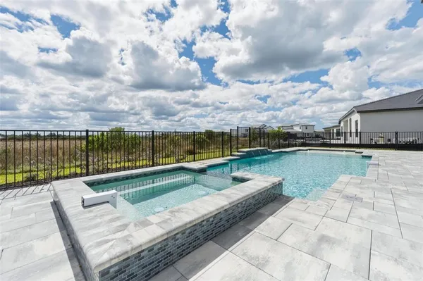 $1,799,000 | 2505 Waterfront Circle, Sarasota, FL 34240