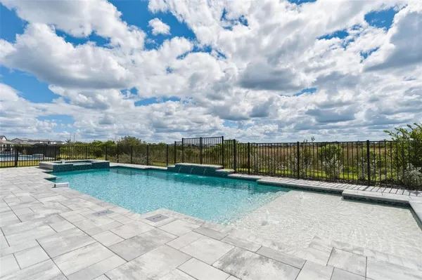 $1,799,000 | 2505 Waterfront Circle, Sarasota, FL 34240