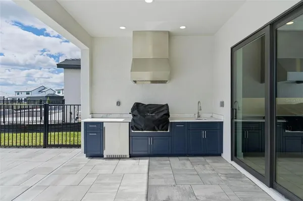 $1,799,000 | 2505 Waterfront Circle, Sarasota, FL 34240