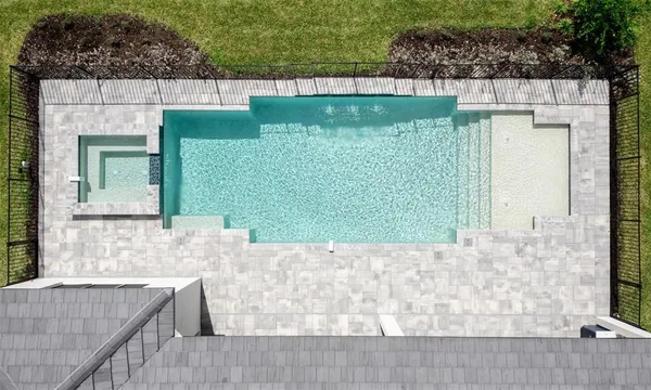 $1,799,000 | 2505 Waterfront Circle, Sarasota, FL 34240
