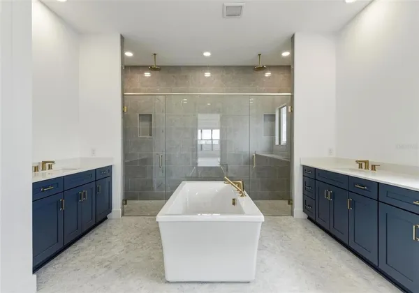 $1,799,000 | 2505 Waterfront Circle, Sarasota, FL 34240