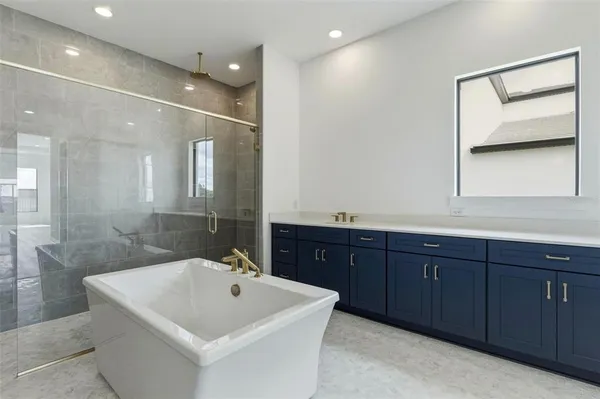 $1,799,000 | 2505 Waterfront Circle, Sarasota, FL 34240