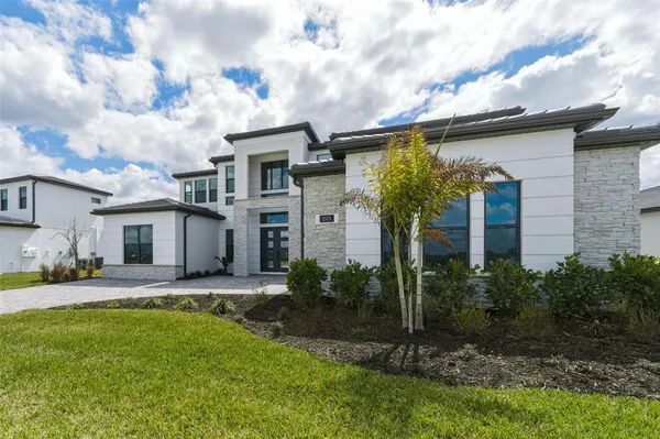 $1,799,000 | 2505 Waterfront Circle, Sarasota, FL 34240