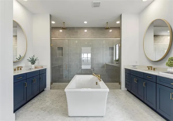 $1,799,000 | 2505 Waterfront Circle, Sarasota, FL 34240