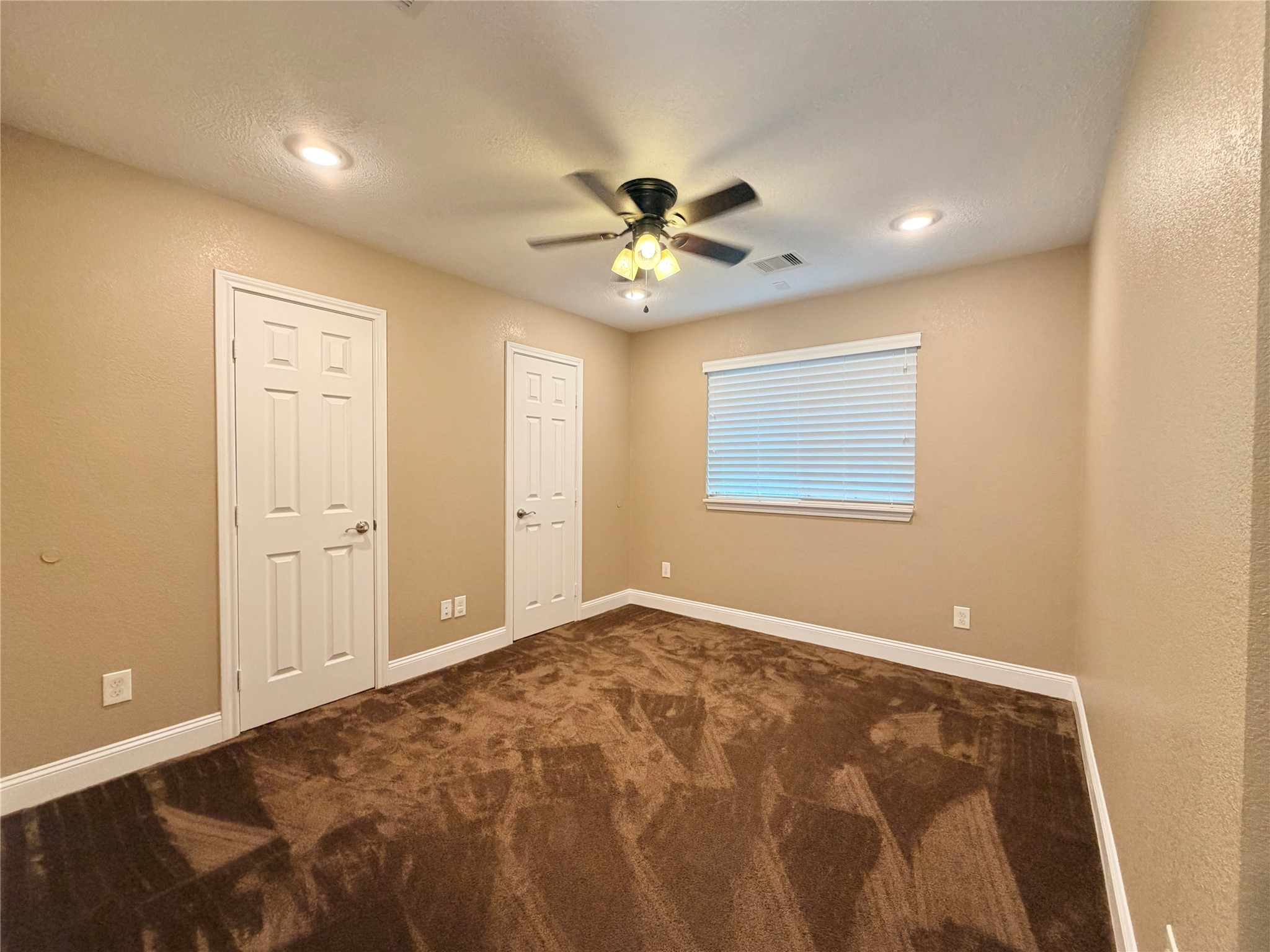 2020 Douglas Road League City, TX 77573 - Photo 13 of 50