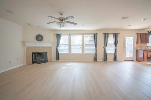 $315,000 | 6403 Lost Timber Lane, Houston, TX 77066