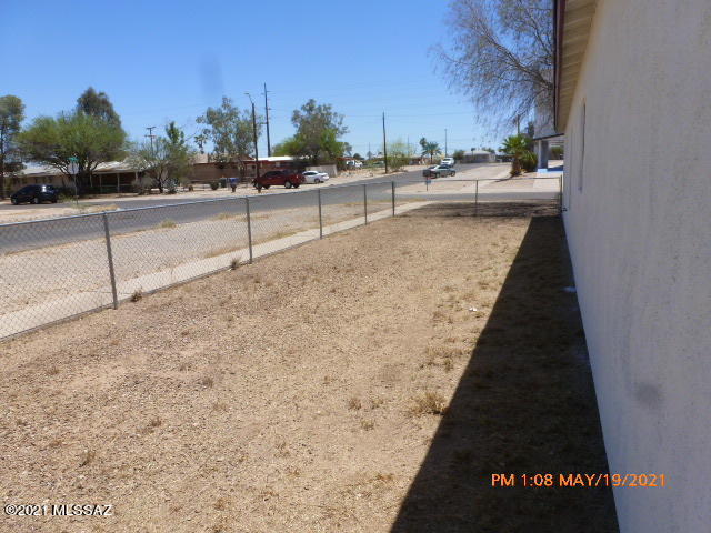 2133 East 35th Street Tucson, AZ 85713 - Photo 24 of 26
