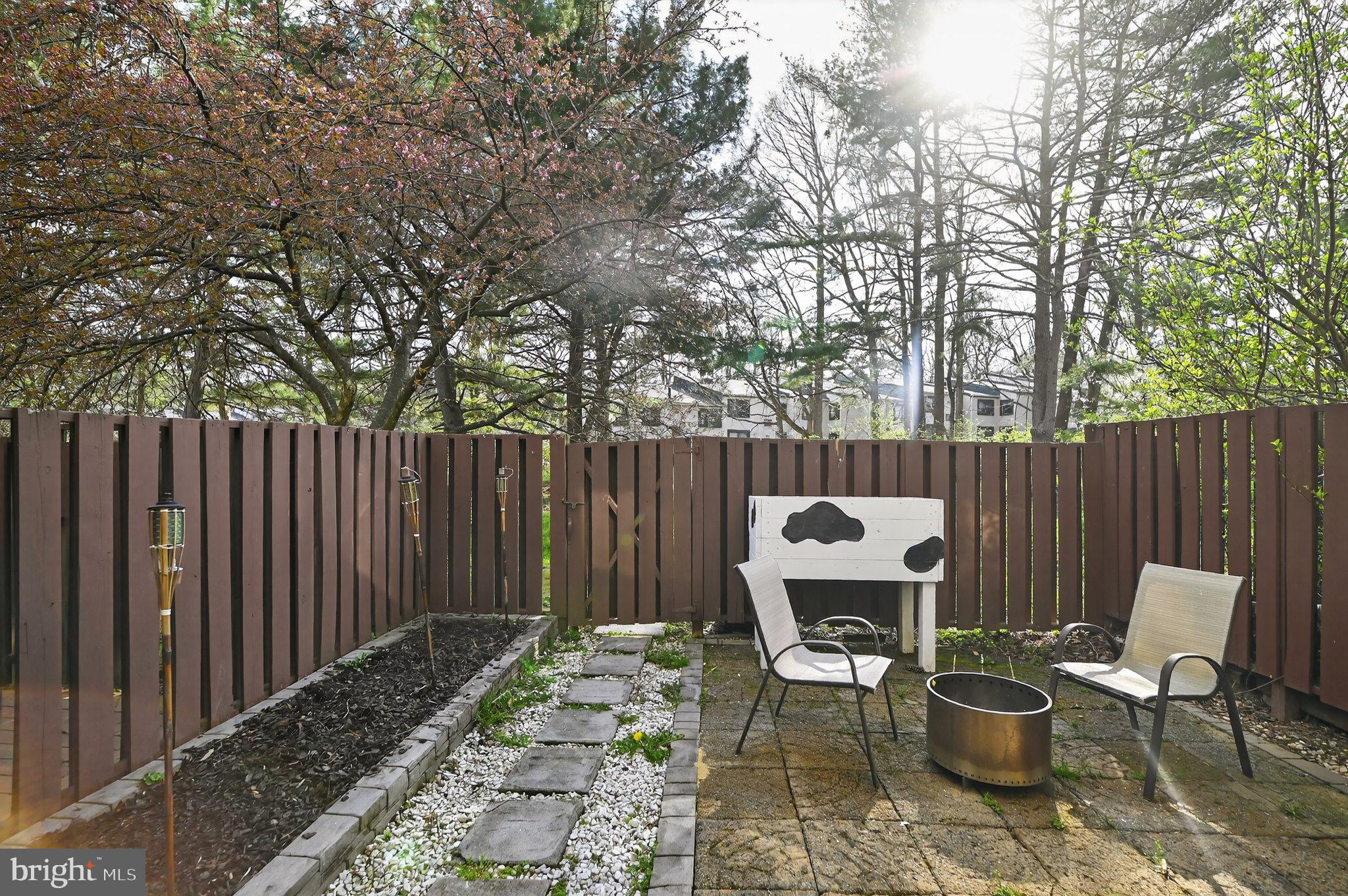 2434 Southgate Square Reston, VA 20191 - Photo 24 of 24 Charming outdoor retreat awaits you.