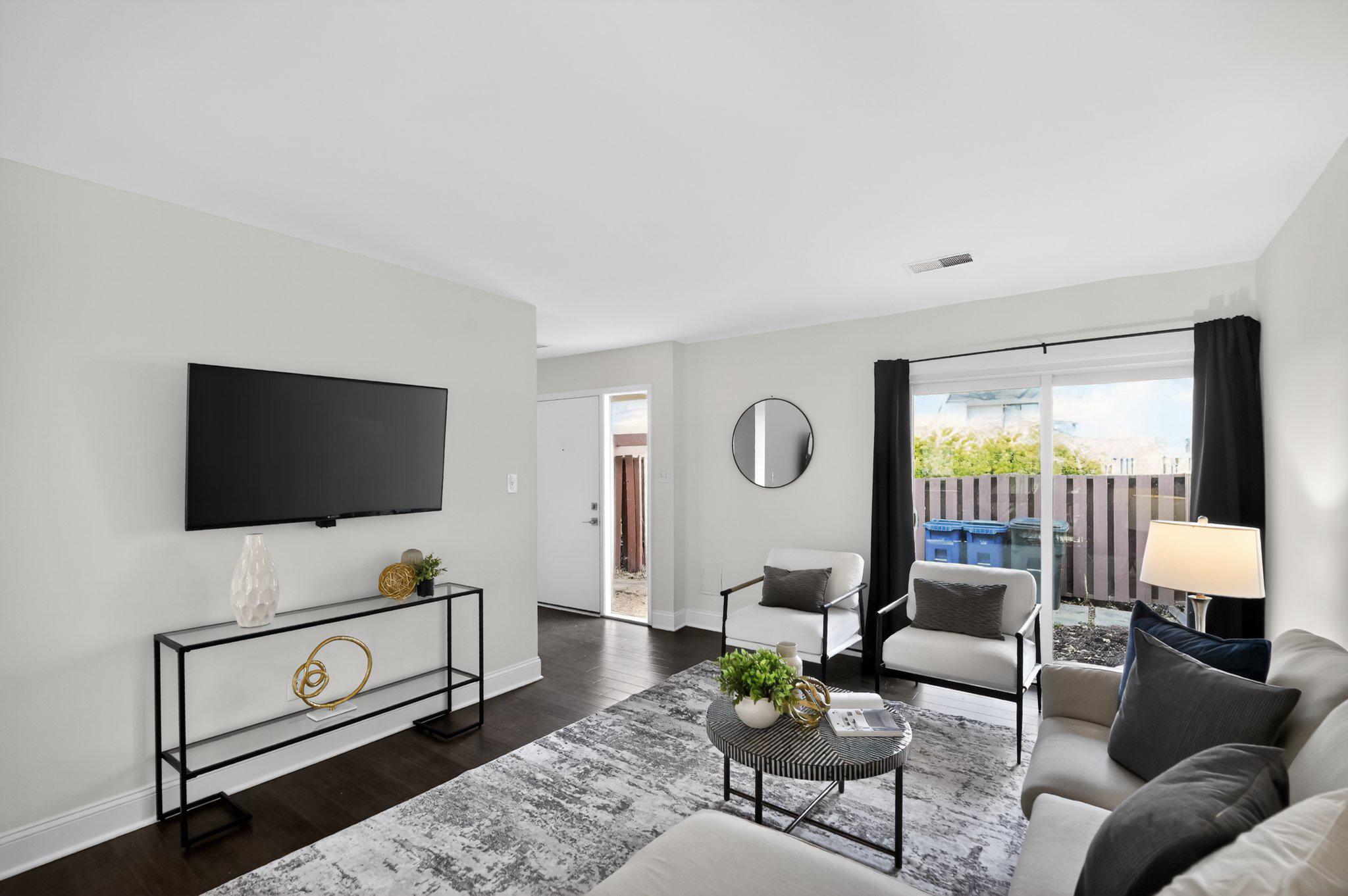 2434 Southgate Square Reston, VA 20191 - Photo 5 of 24 Bright and airy living space awaits. Main lvl