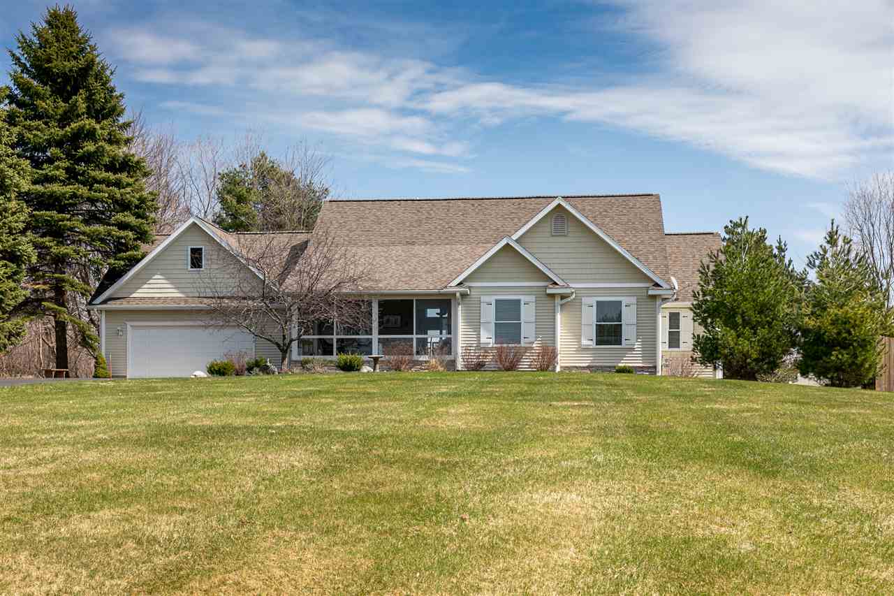 1785 South Donnybrook Road Suttons Bay, MI 49682 - Photo 2 of 36 1885875-1.JPG