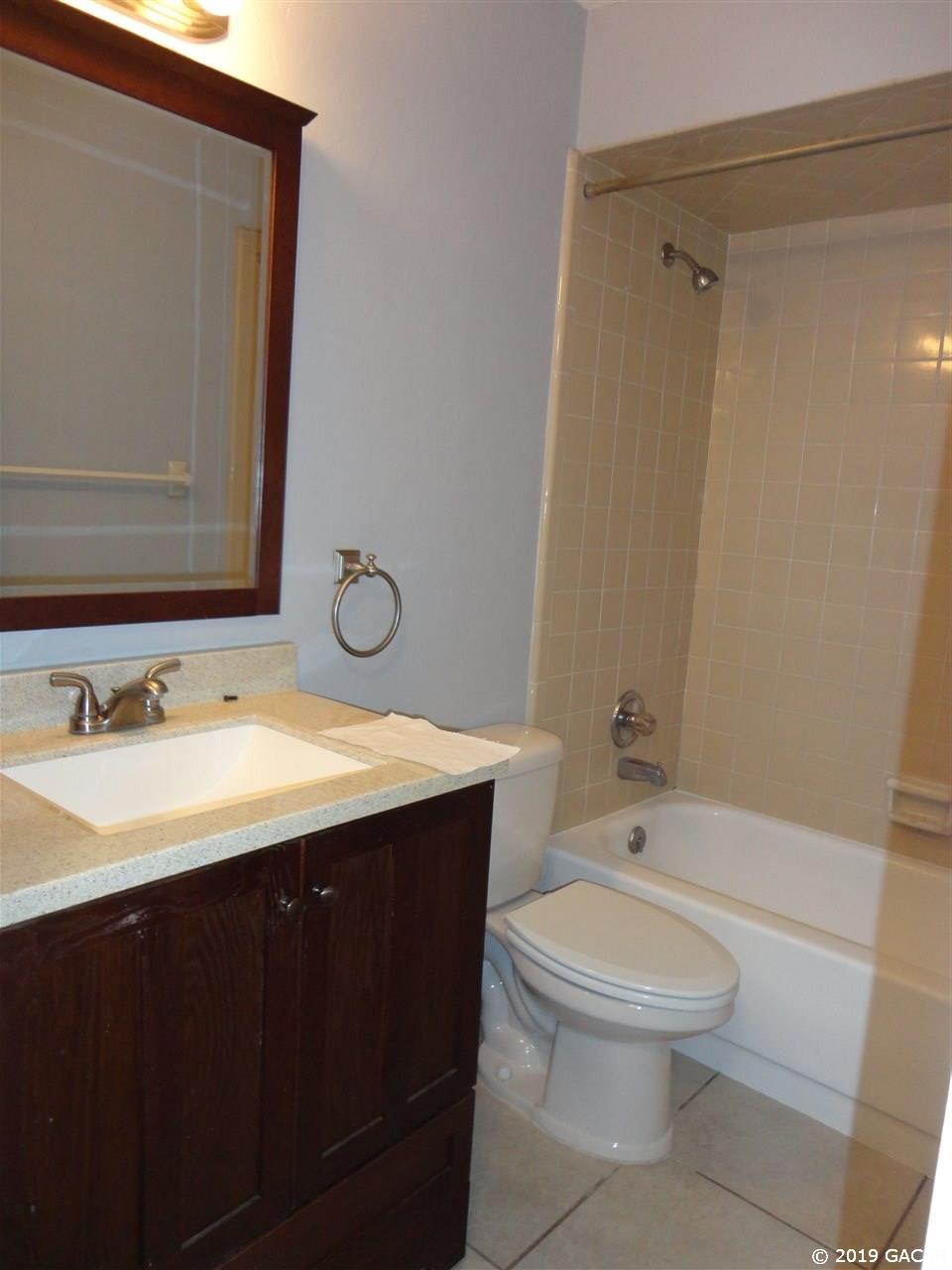 5518 Southwest 4th Place Gainesville, FL 32607 - Photo 5 of 9 Gallery Image 5