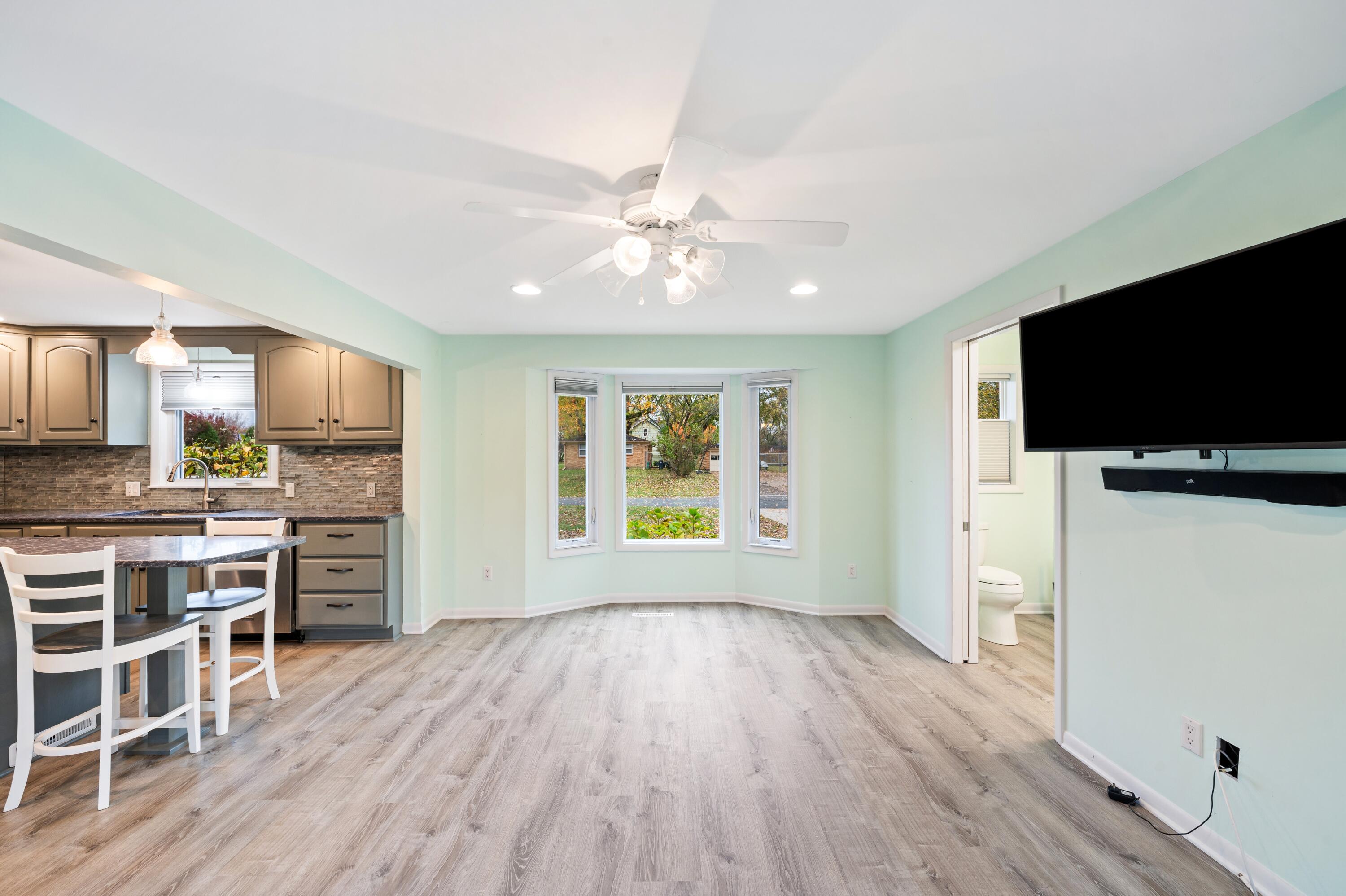 1229 Miners Road St. Joseph, MI 49085 - Photo 4 of 27 05 (1)