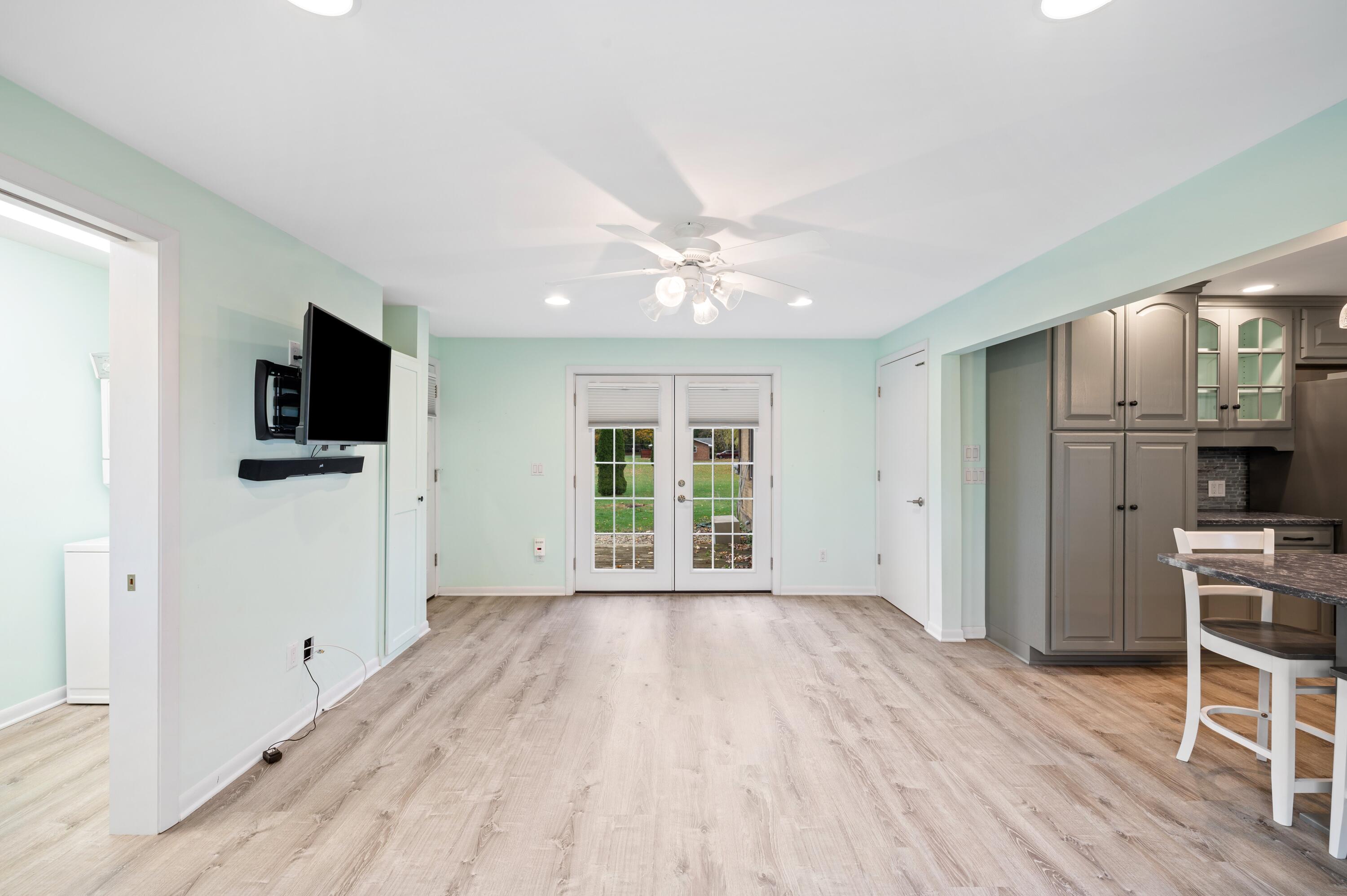 1229 Miners Road St. Joseph, MI 49085 - Photo 6 of 27 07 (2)