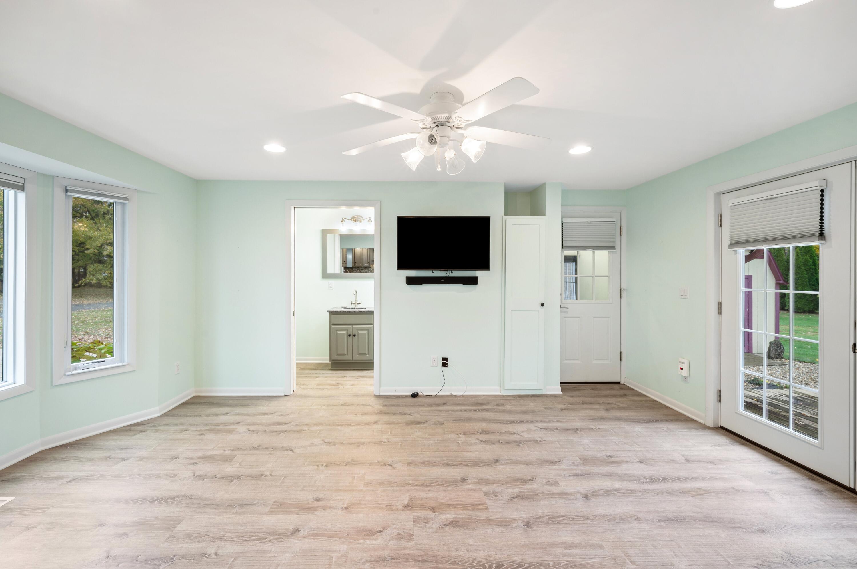 1229 Miners Road St. Joseph, MI 49085 - Photo 8 of 27 08 (2)