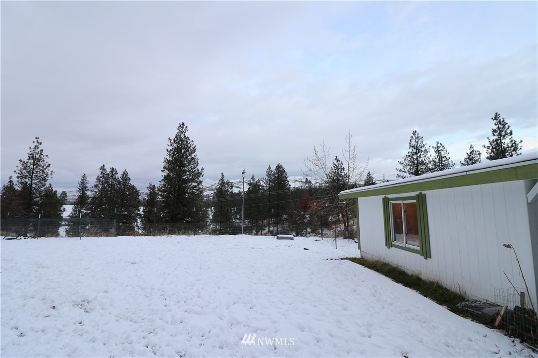 2 Pinecrest Road Tonasket, WA 98855 - Photo 2 of 20 Gallery Image 2