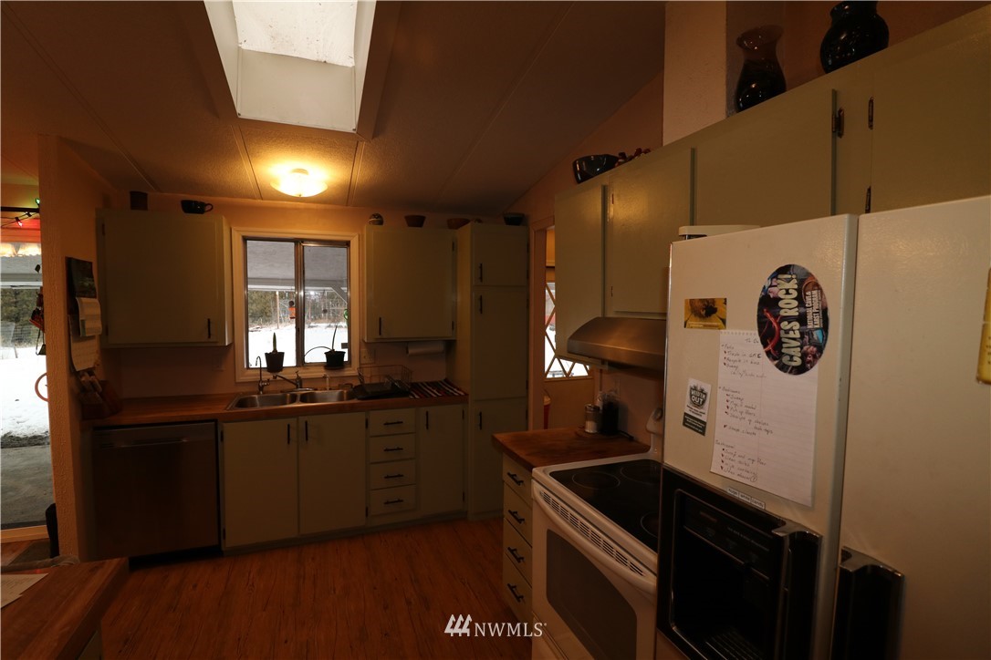 2 Pinecrest Road Tonasket, WA 98855 - Photo 7 of 20 Gallery Image 7
