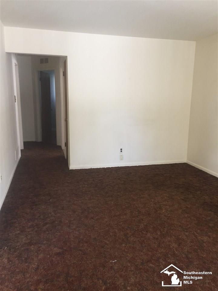7063 North Gulley Road Dearborn Heights, MI 48127 - Photo 4 of 24