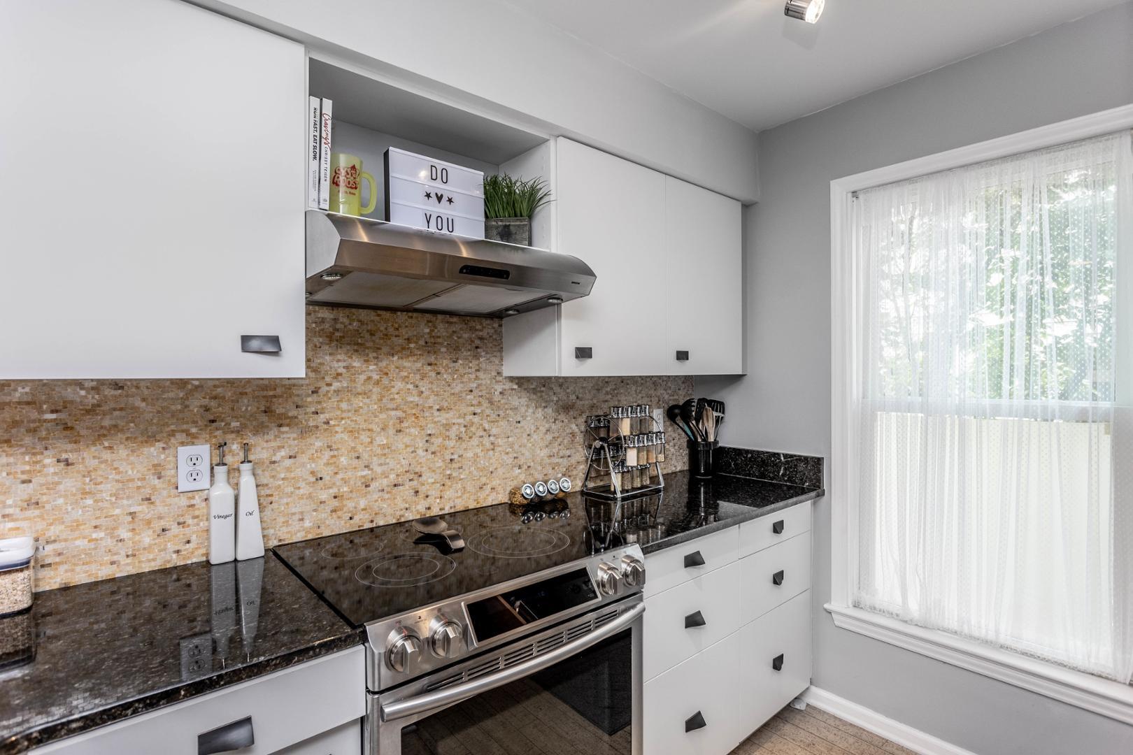 1024 Brighthurst Drive, Unit 1024 Raleigh, NC 27605 - Photo 5 of 30 Photo #5