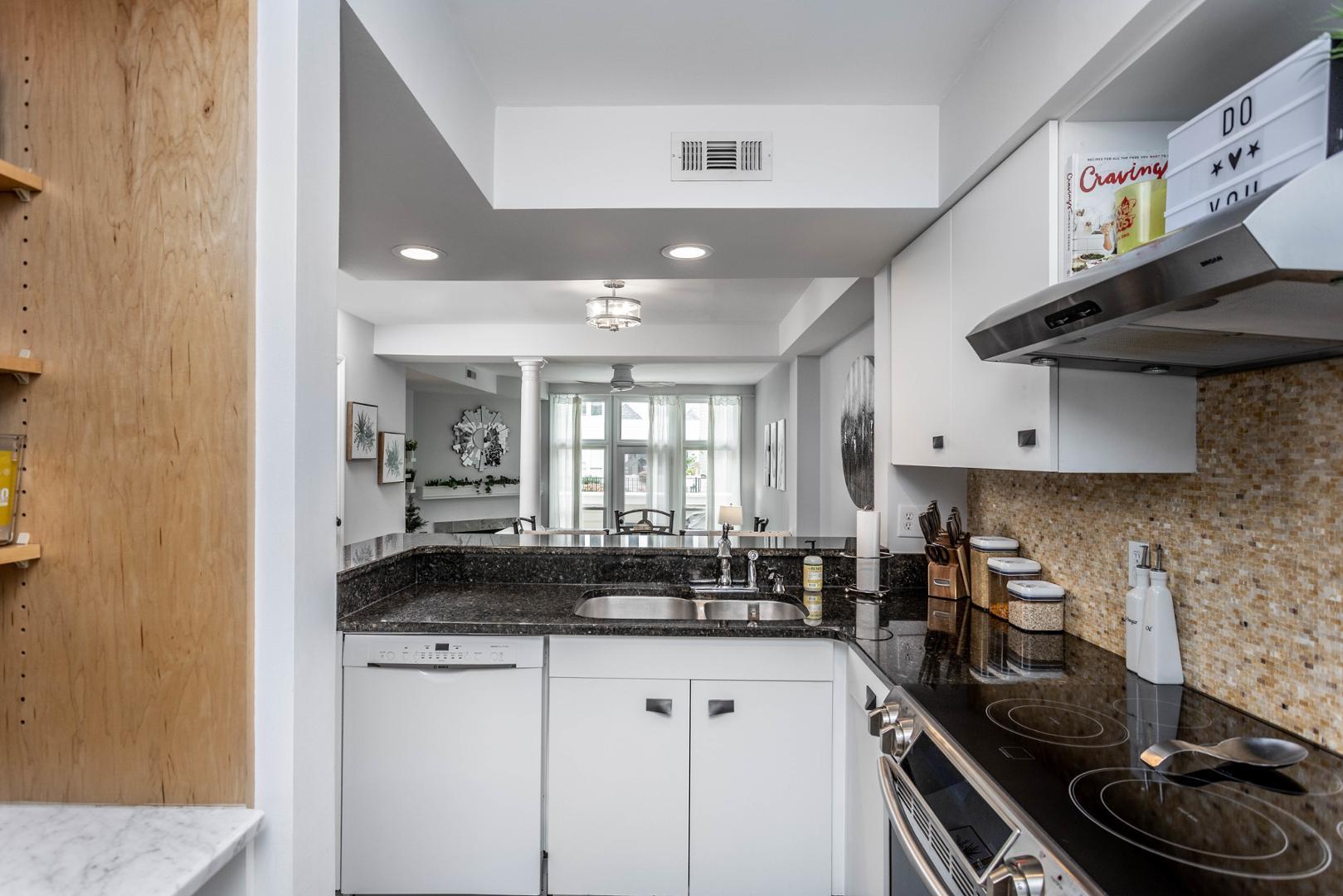 1024 Brighthurst Drive, Unit 1024 Raleigh, NC 27605 - Photo 9 of 30 Photo #9