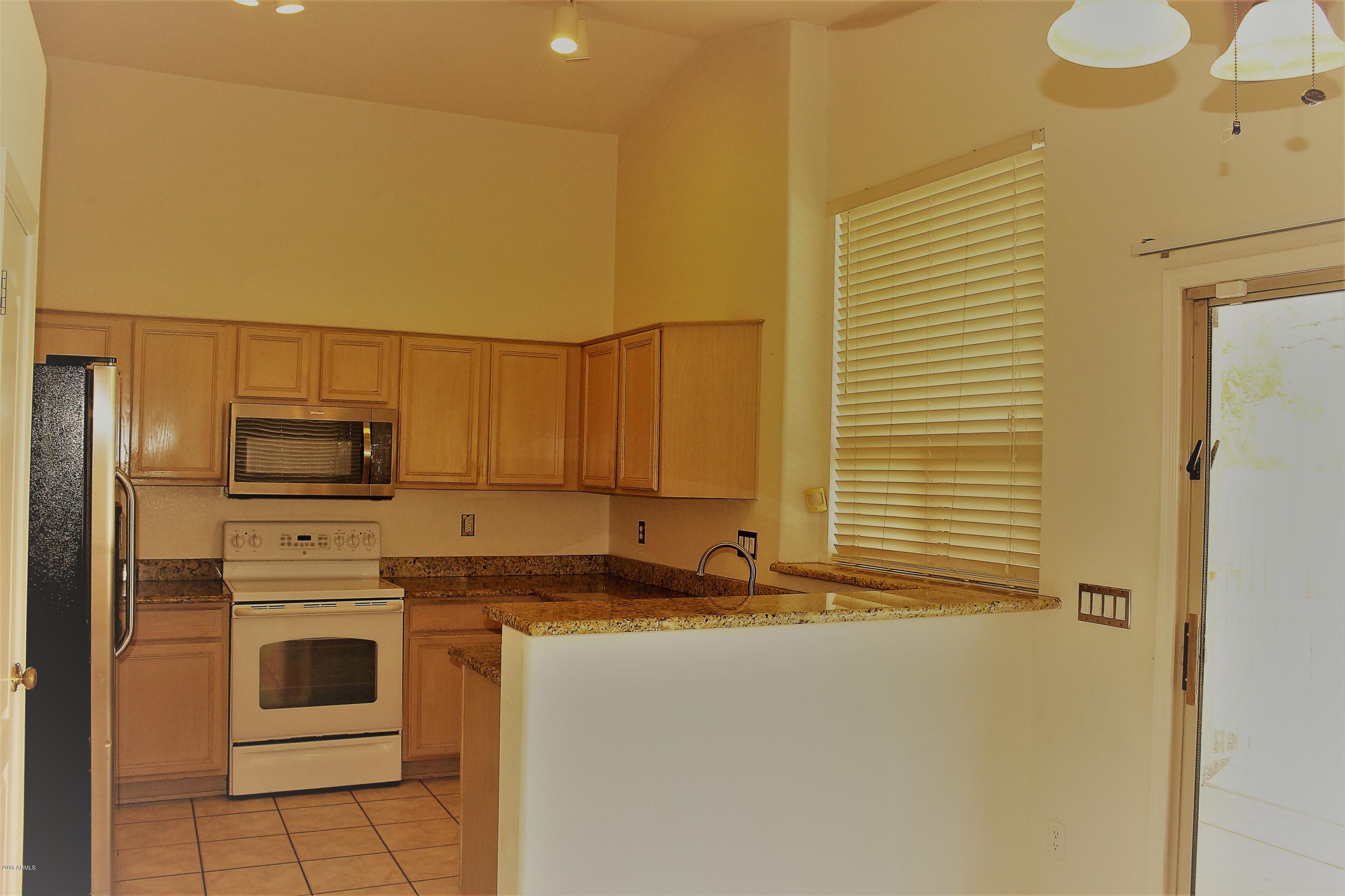 4320 East Rowel Road Phoenix, AZ 85050 - Photo 8 of 15 4320 E Rowel Rd (12)