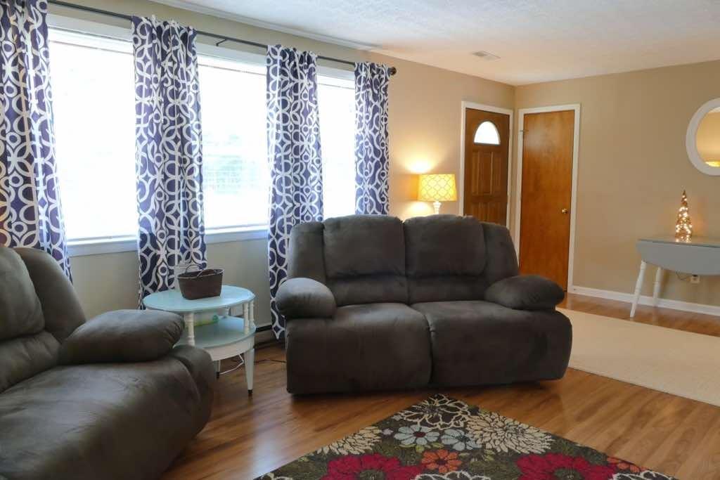 5147 Middle Urbana Road Springfield, OH 45502 - Photo 11 of 60