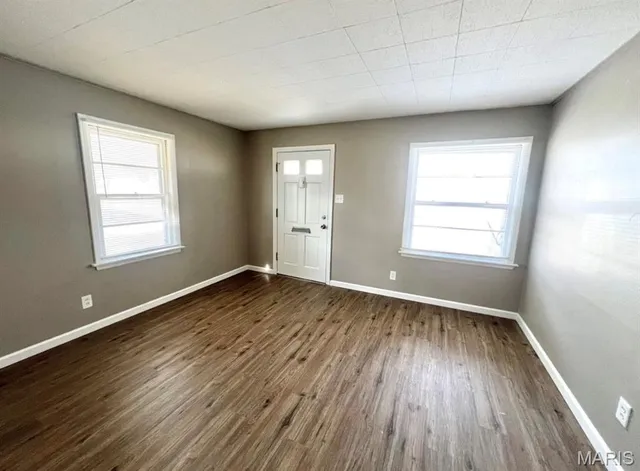 $169,900 | 10554 St Michael Lane, St. Ann, MO 63074