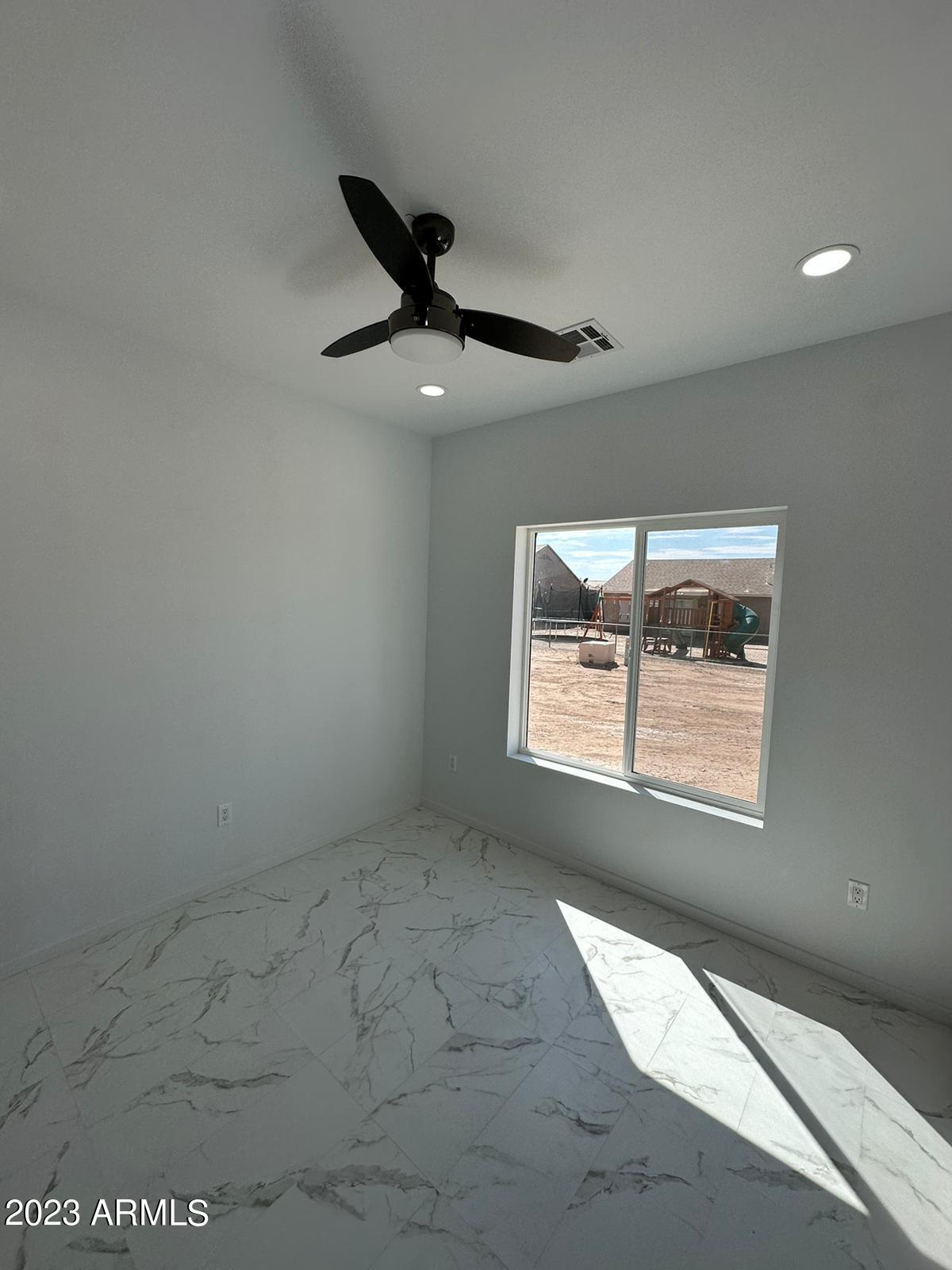 15158 South Avalon Road Arizona City, AZ 85123 - Photo 16 of 19 16