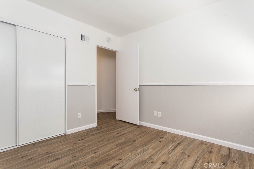 527 Spring Road, Unit 19 Moorpark, CA 93021 - Photo 17 of 33