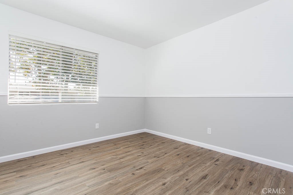 527 Spring Road, Unit 19 Moorpark, CA 93021 - Photo 18 of 35