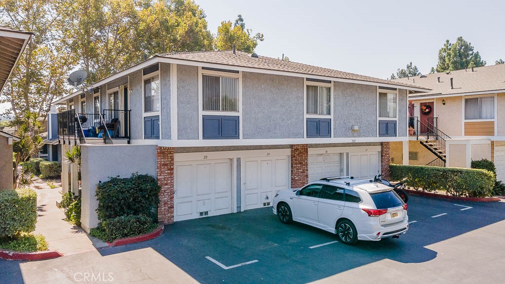 527 Spring Road, Unit 19 Moorpark, CA 93021 - Photo 27 of 33