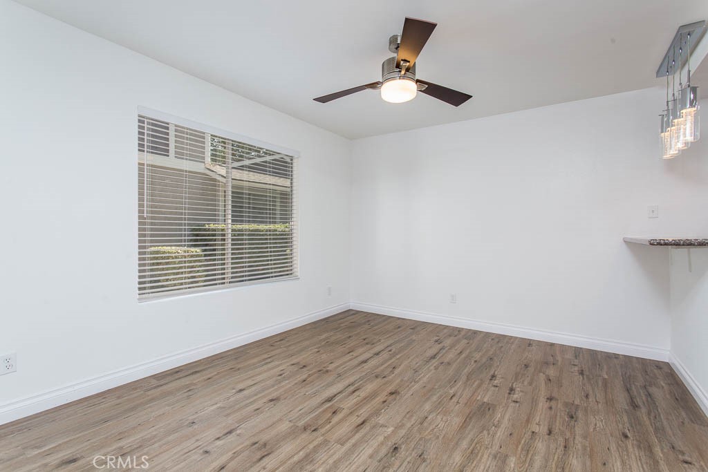 527 Spring Road, Unit 19 Moorpark, CA 93021 - Photo 6 of 33