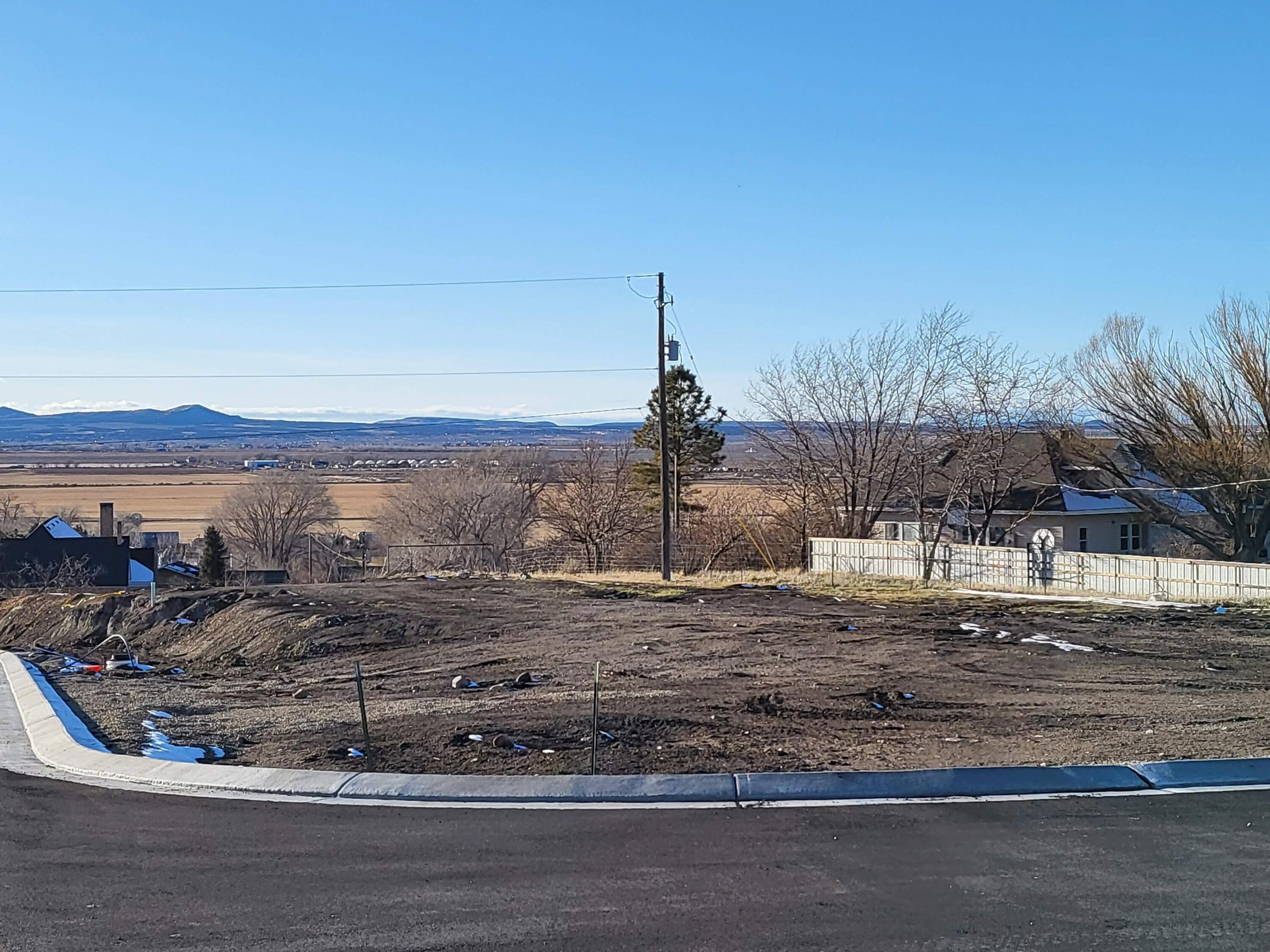 1829 East 5250 North Enoch, UT 84721 - Photo 1 of 1 20230118_161130