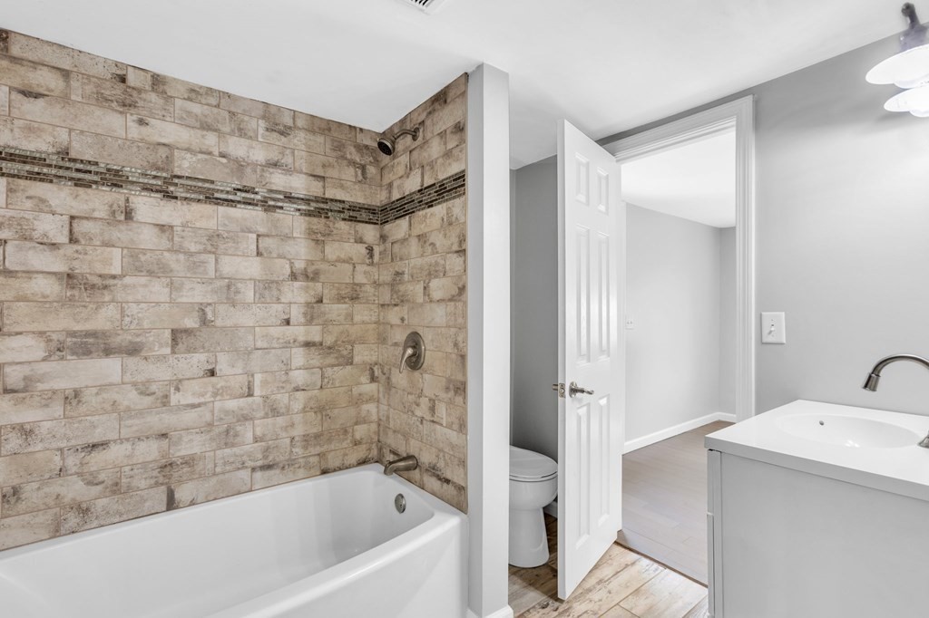 192 Vining Hill Road Southwick, MA 01077 - Photo 17 of 35 Gallery Image 17