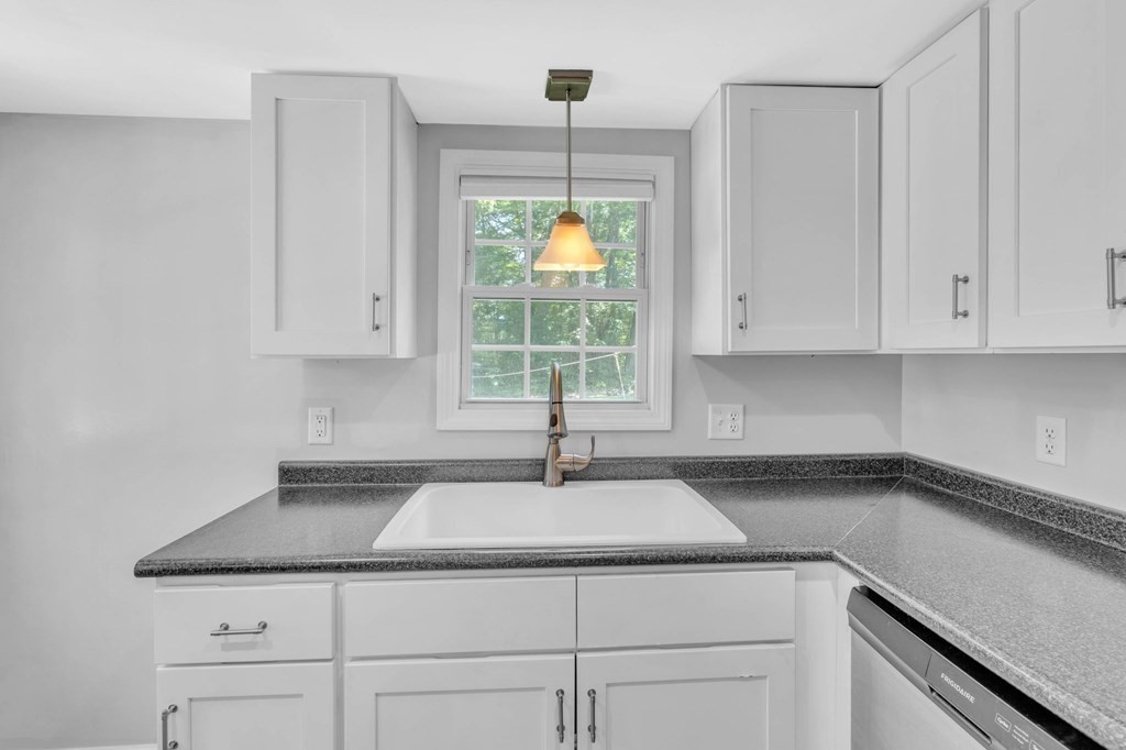 192 Vining Hill Road Southwick, MA 01077 - Photo 8 of 35 Gallery Image 8