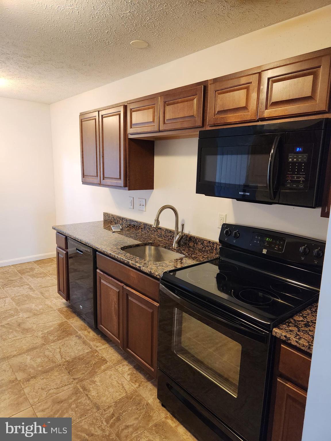 643 Nollmeyer Road Middle River, MD 21220 - Photo 3 of 15 Kitchen