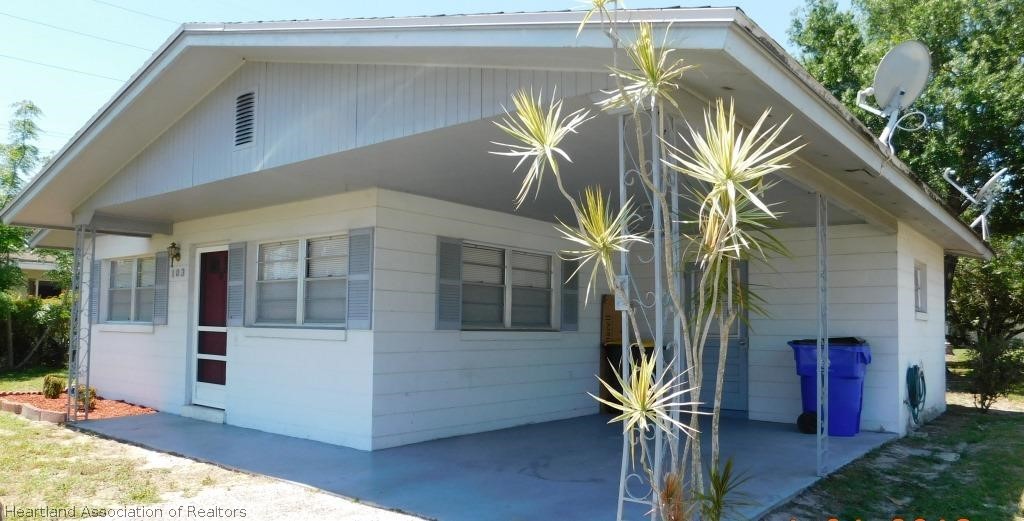 103 Springdale Road Sebring, FL 33870 - Photo 2 of 21 Gallery Image 2