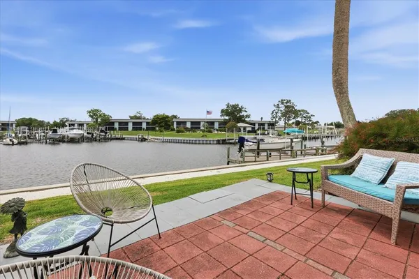 $469,000 | 24 Oakwood Drive North, Unit 24, Englewood, FL 34223