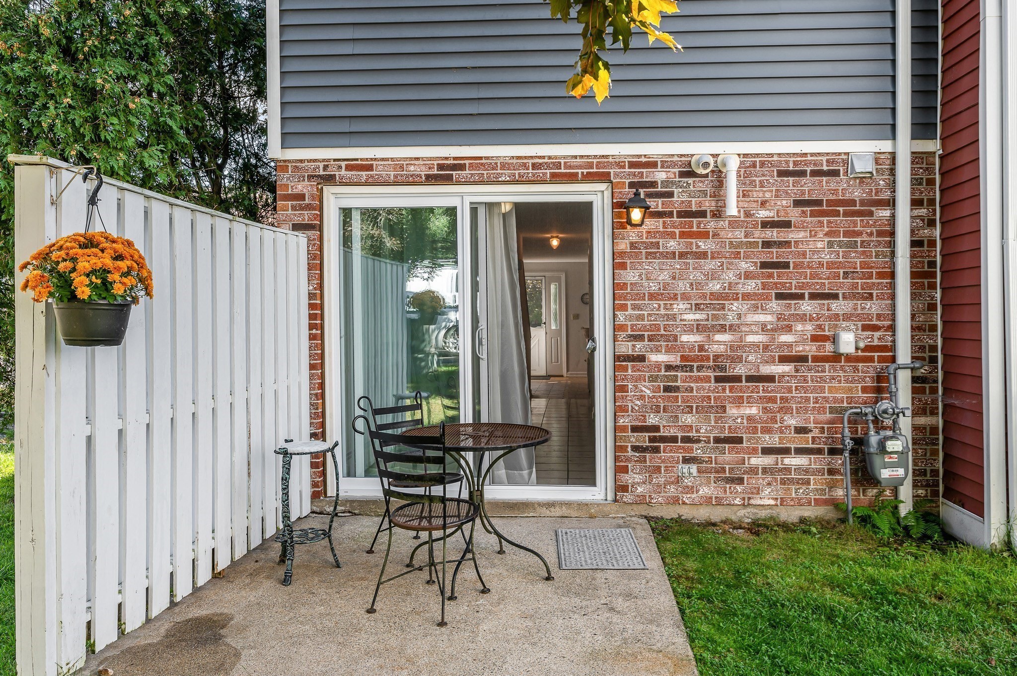 74 Roper Street, Unit F Lowell, MA 01852 - Photo 21 of 23 Gallery Image 21