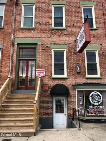 $1,000 | 219 Western Avenue, Albany, NY 12203